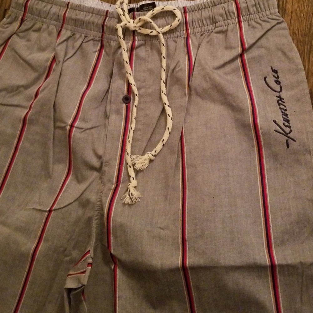 Kenneth Cole - Picture 2 of 5